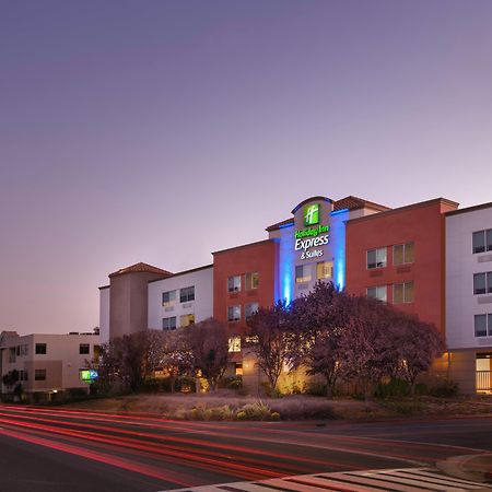 Holiday Inn Express Hotel & Suites Belmont By Ihg Dış mekan fotoğraf