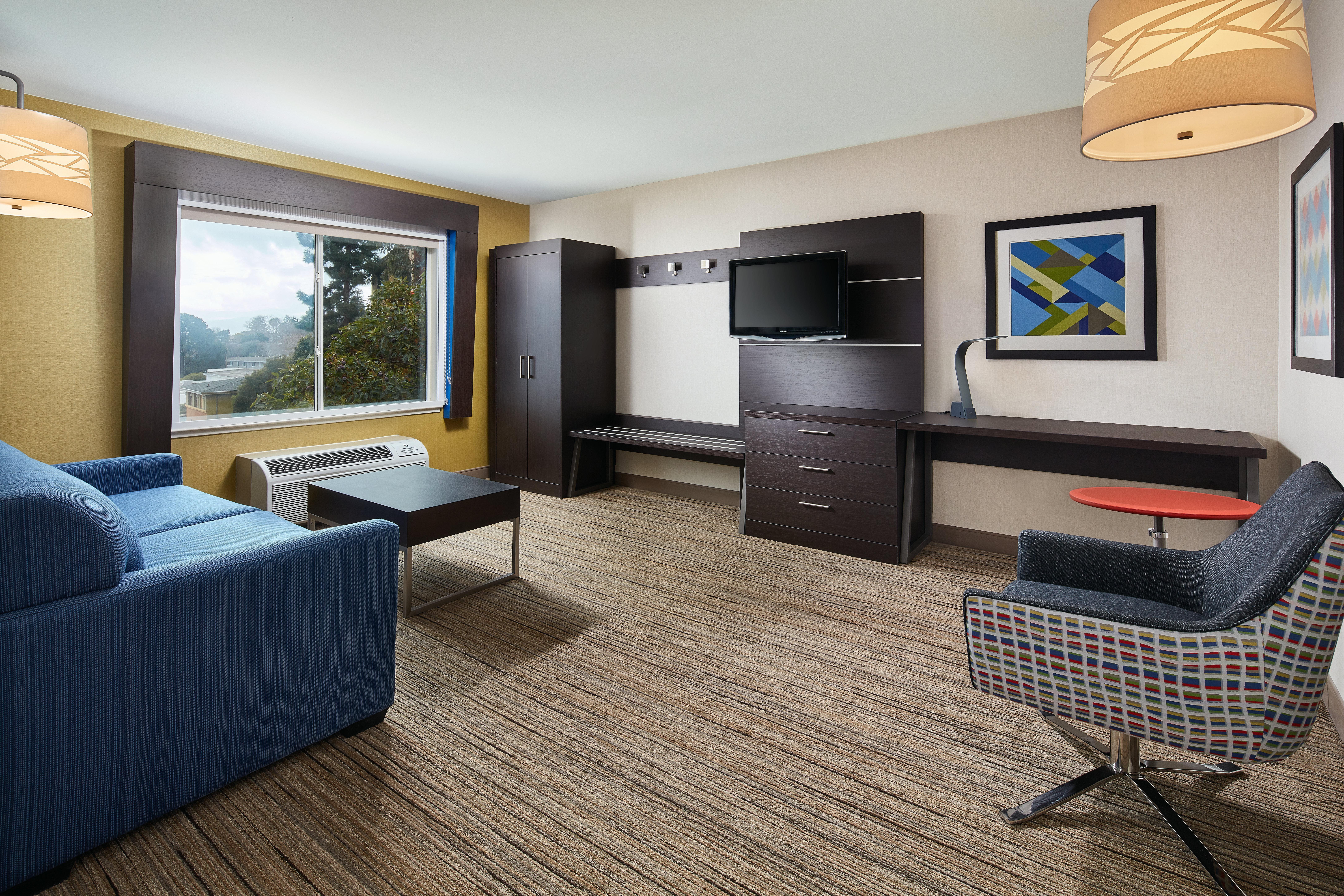 Holiday Inn Express Hotel & Suites Belmont By Ihg Dış mekan fotoğraf