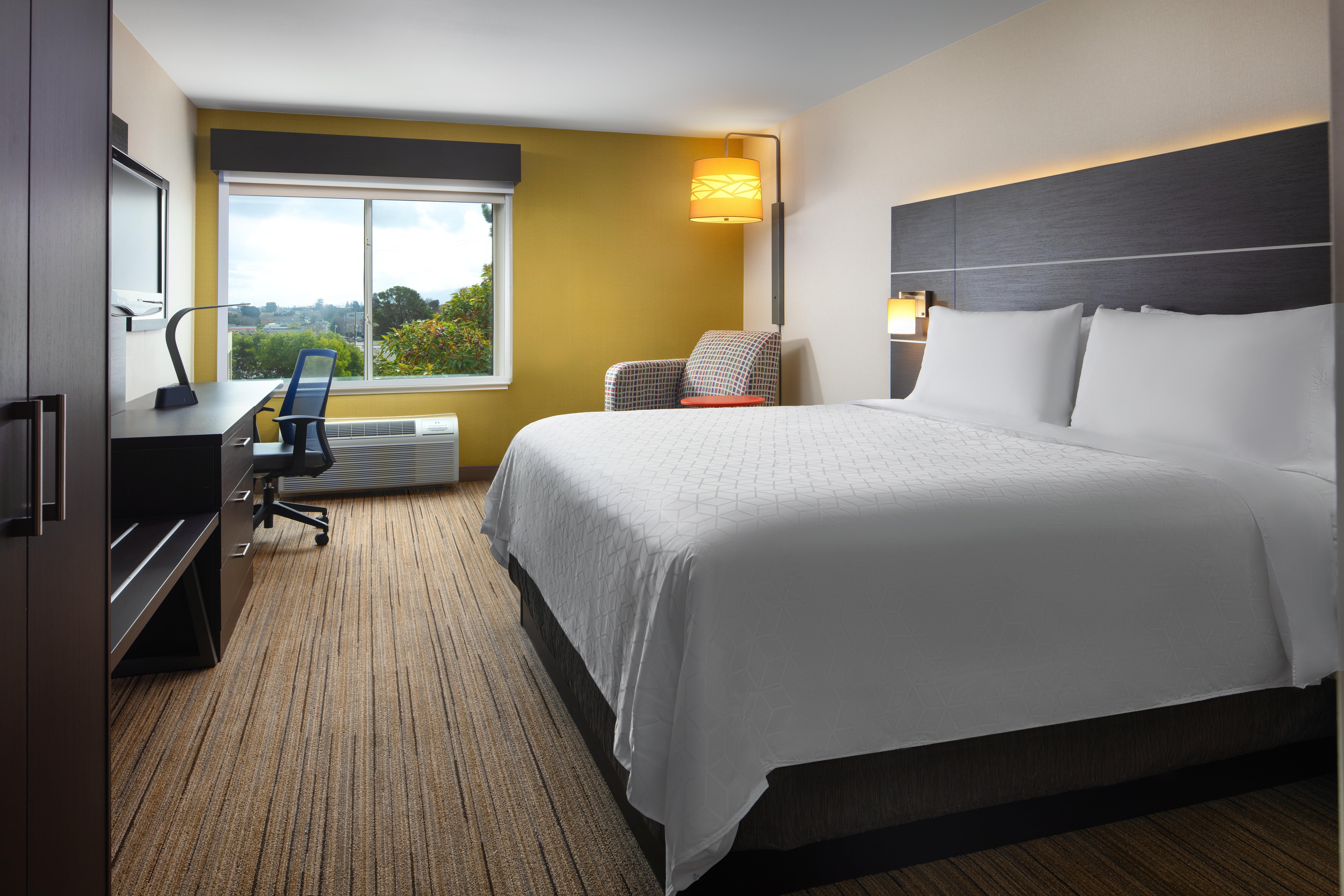 Holiday Inn Express Hotel & Suites Belmont By Ihg Dış mekan fotoğraf