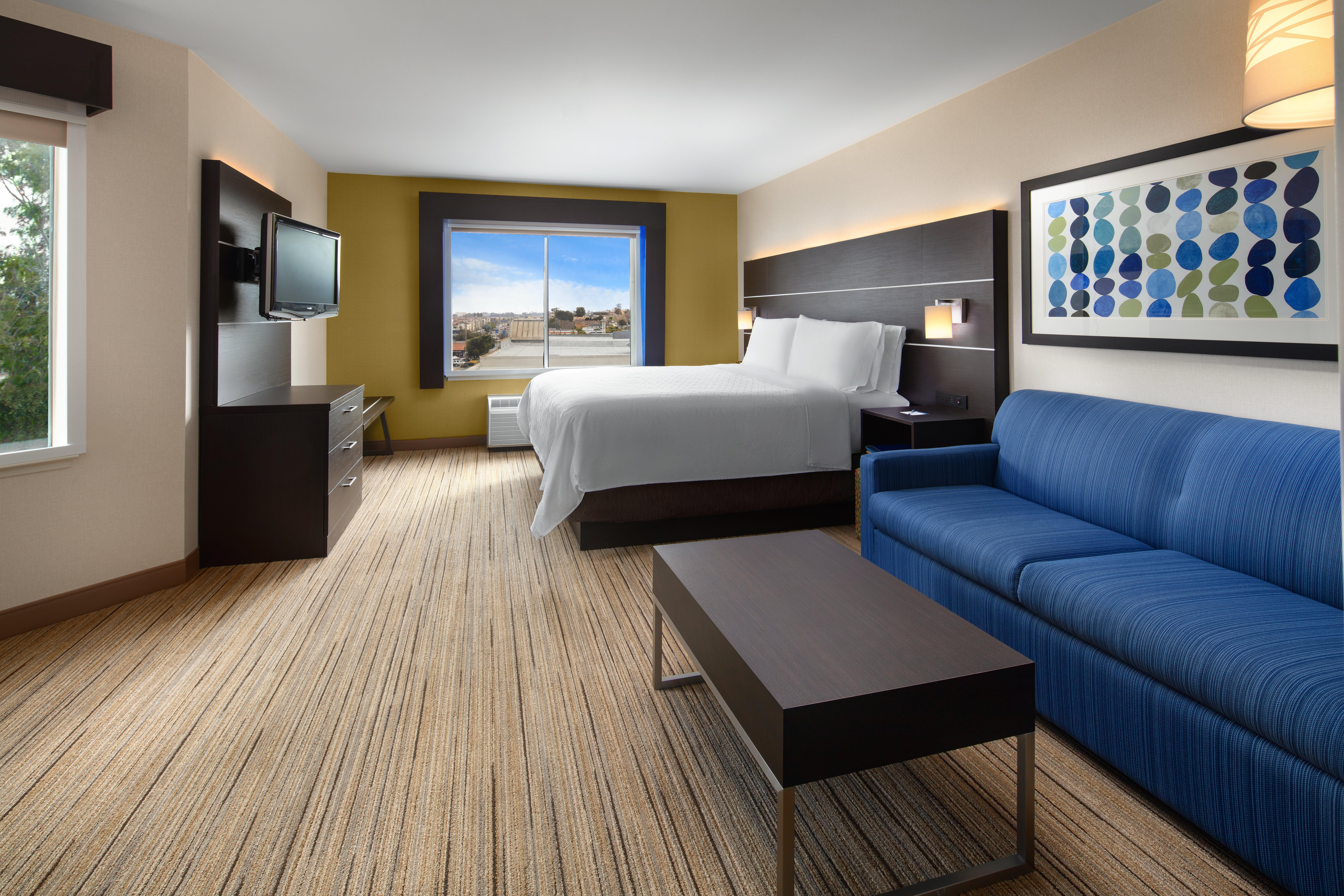 Holiday Inn Express Hotel & Suites Belmont By Ihg Dış mekan fotoğraf
