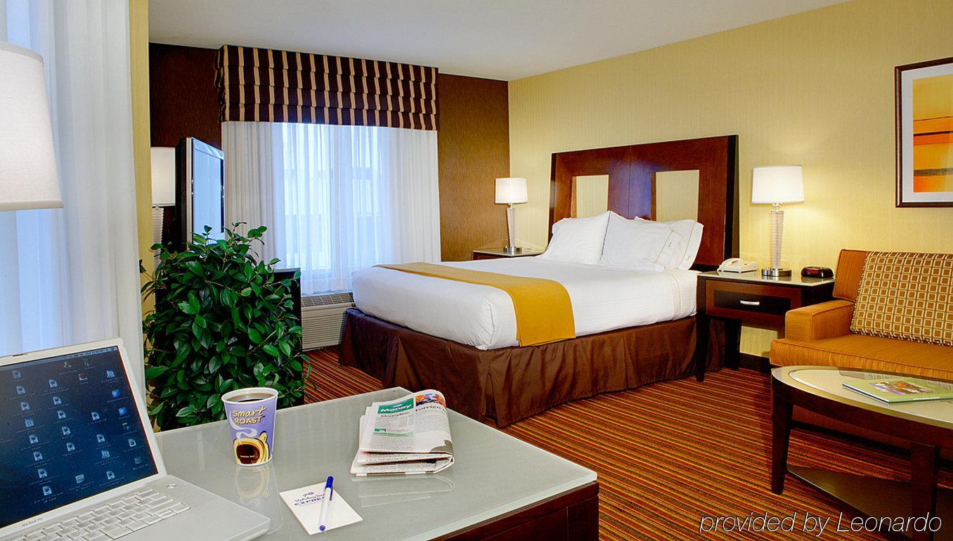 Holiday Inn Express Hotel & Suites Belmont By Ihg Dış mekan fotoğraf